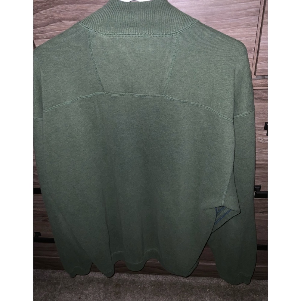 Tommy Bahama ~ Green 1/2 zip collared sweater / sweatshirt - Picture 2 of 10
